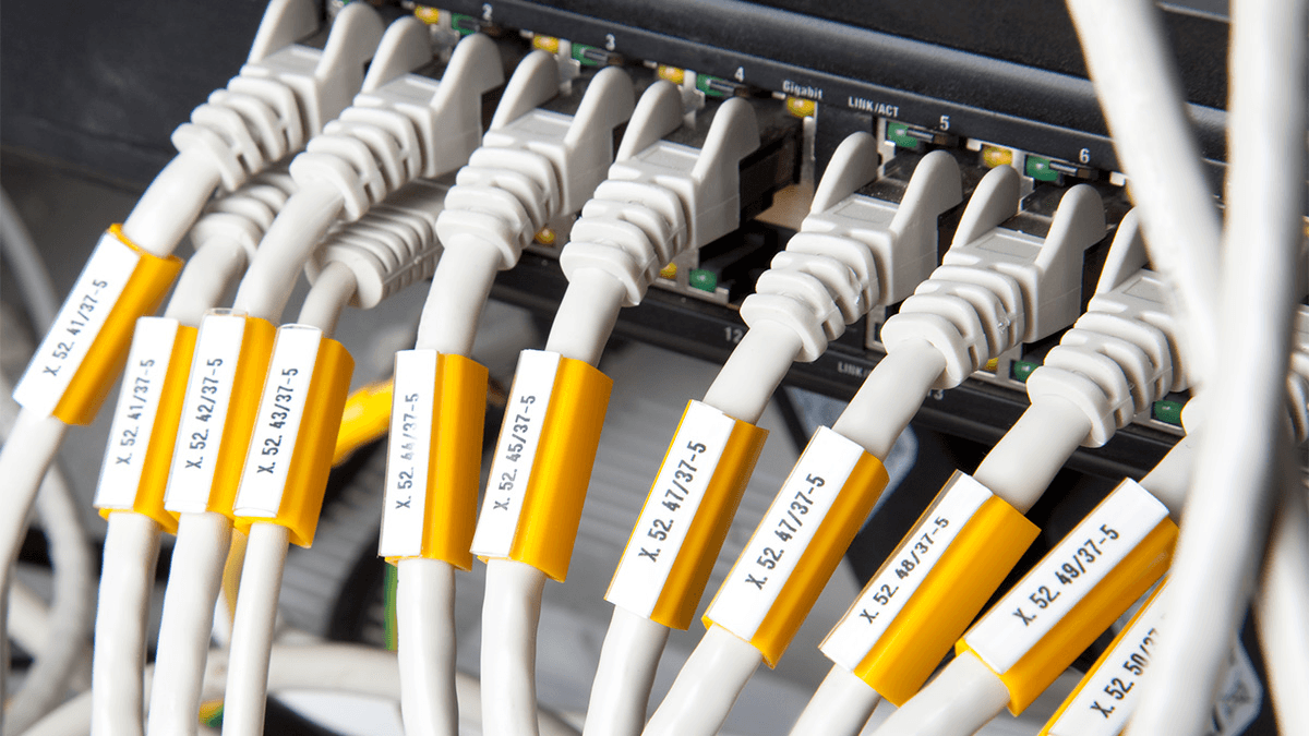 Push-in markers with label pocket