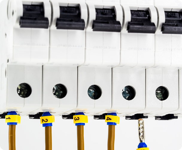 Heavy-Duty Connectors